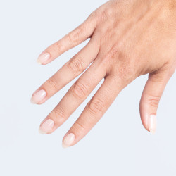 Hard & Glossy 7 ml | Official distributor of Semilac. Special price...