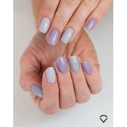Semilac nail polish nº217 (Business Line - Pearl White)