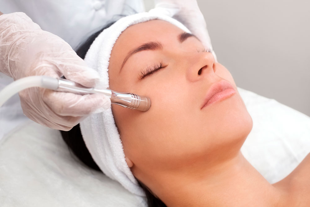 Microdermabrasion: beyond exfoliation - Blog de Material Estética