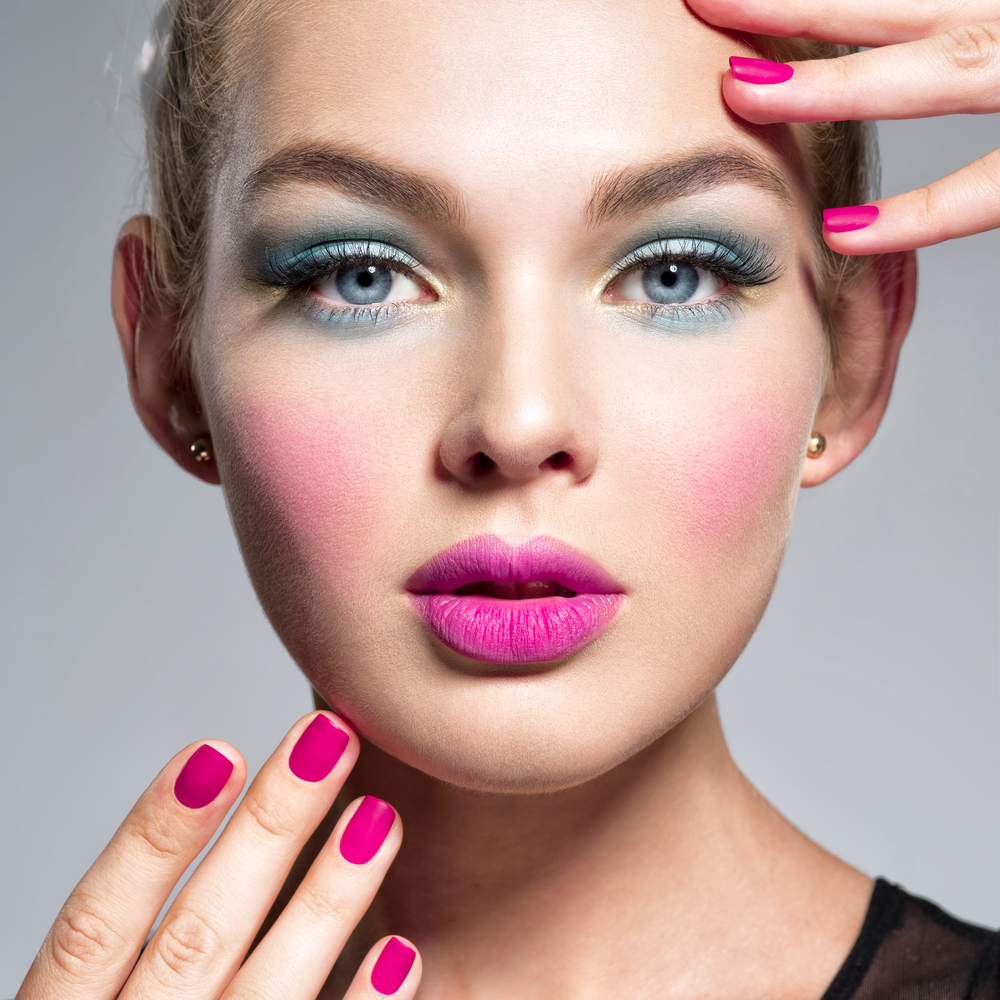 Tipos de maquillaje de ojos claros: ¿qué sombras de ojos quedan mejor este otoño 2020?